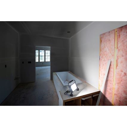 Ledvance - Projetor recarregável LED para exterior com dimmer WORKLIGHT BATTERY LED/30W/5V 2200 mAh IP54