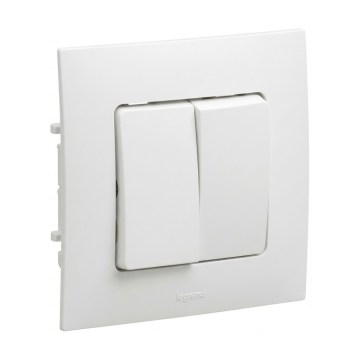 Legrand - Interruptor duplo č. 5 com moldura NILOE branco