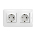 Legrand - Tomada dupla doméstica SCHUKO com moldura NILOE 250V branca