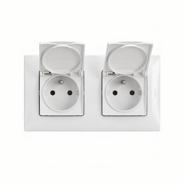 Legrand - Tomada dupla externa para uso residencial com moldura NILOE 250V IP44 branca