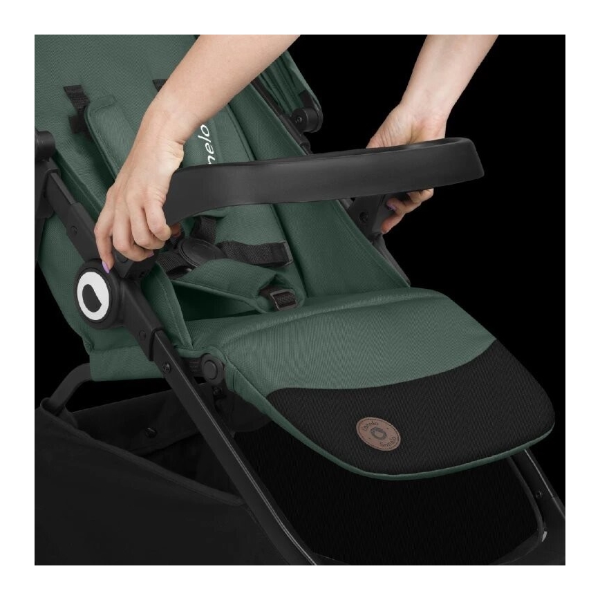 Lionelo - Carrinho de passeio EMMA ONE verde/preto