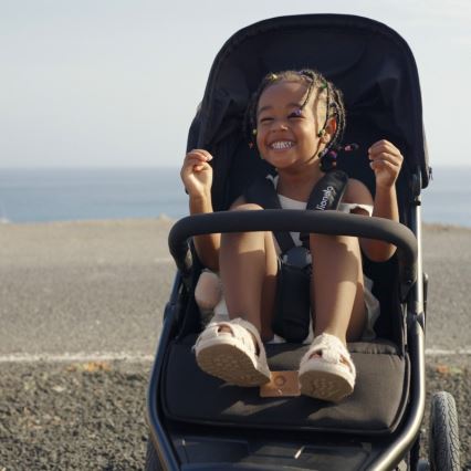 Lionelo - Carrinho desportivo AZURA preto