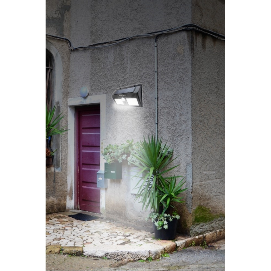 Luminária de parede solar LED com sensor LED/1,2W/3,7V 1200 mAh IP44