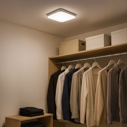Luminária de teto LED NEMO LED/11W/230V 26x26 cm cromado polido
