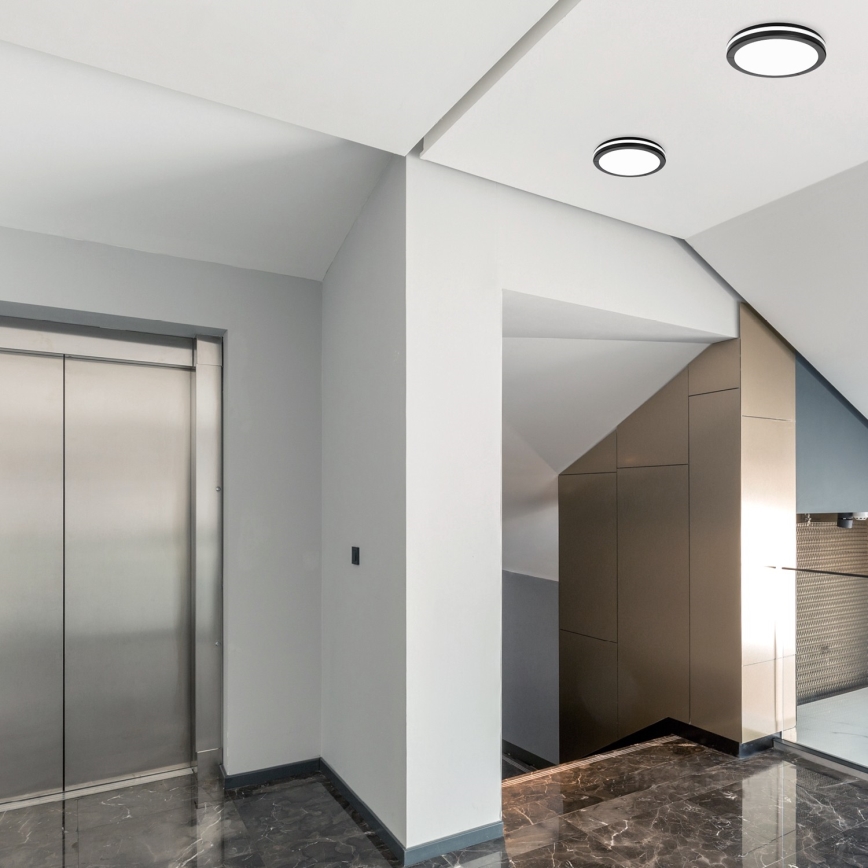 Luminária de teto LED para banheiro com sensor LED/24W/230V 3000/4000/6500K IP65 diâmetro 30 cm preta + controlo remoto