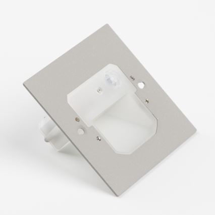 Luminária LED para escadas com sensor de movimento e crepuscular LED/1,5W/230V 3000/4000/6000K branca