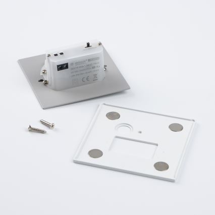 Luminária LED para escadas com sensor de movimento e crepuscular LED/1,5W/230V 3000/4000/6000K branca