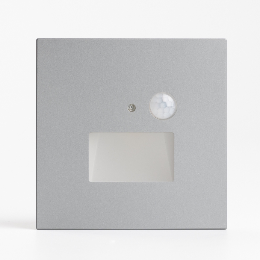 Luminária LED para escadas com sensor de movimento e sensor crepuscular LED/1,5W/230V 3000/4000/6500K prateada