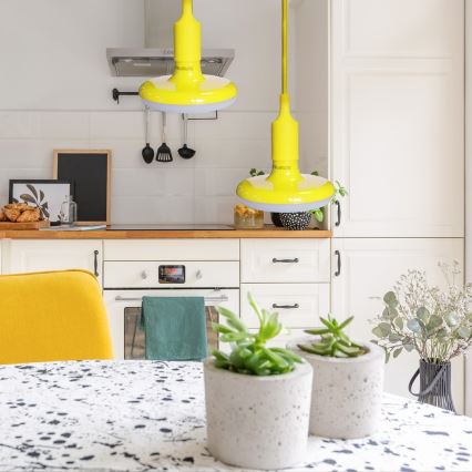 Lustre LED suspenso em cabo 1xE27/15W/230V 6000K amarelo