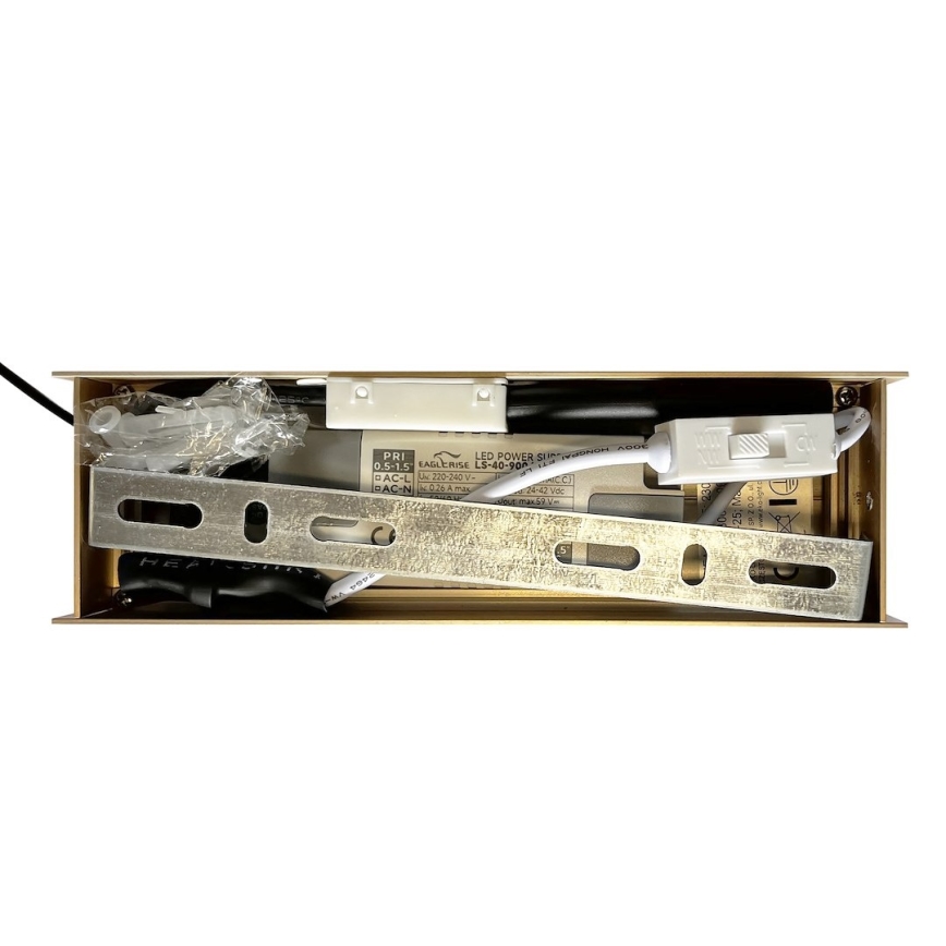 Lustre LED suspenso por cabo LINEA LED/36W/230V 3000/4000/5700K CRI 90 dourado