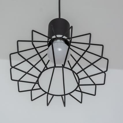 Lustre suspenso por cabo SOLANO 1xE27/15W/230V preto/cromado brilhante