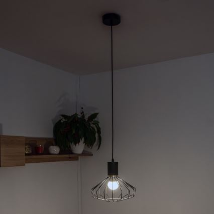 Lustre suspenso por cabo SOLANO 1xE27/15W/230V preto/dourado