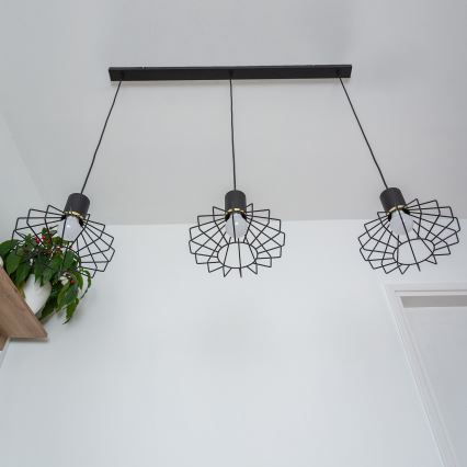 Lustre suspenso por cabo SOLANO 3xE27/15W/230V preto/dourado