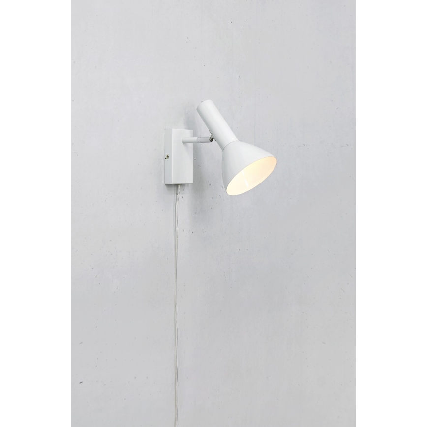 Markslöjd 108689 - Candeeiro de parede METRO 1xE27/40W/230V branco