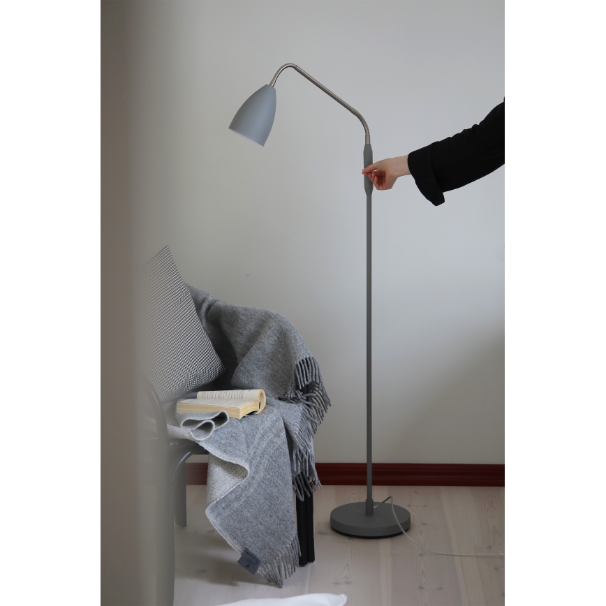 Markslöjd 108888 - Candeeiro de pé LED regulável PATRO, 4,9 W, 230 V, IRC 90, cinzento