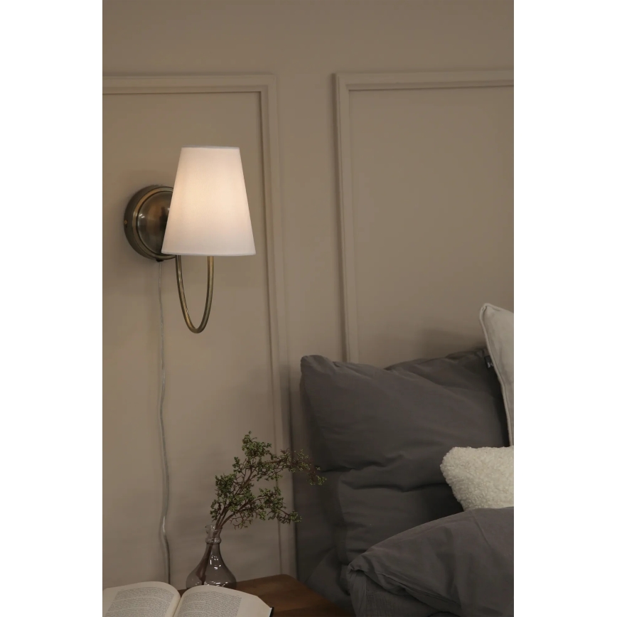 Markslöjd 108908 - Aplique de parede AMAR 1xE14/40W/230V branco/latão