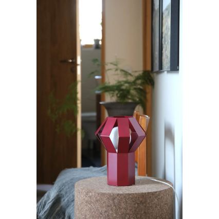 Markslöjd 109150 - Candeeiro de mesa OCTA 1xE27/60W/230V, cor bordô