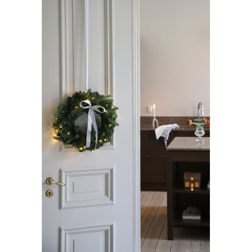 Markslöjd 706542 - LED Guirlanda de Natal para exterior VINTRA LED/1,8W/3xAA Ø 40 cm IP44 branco quente