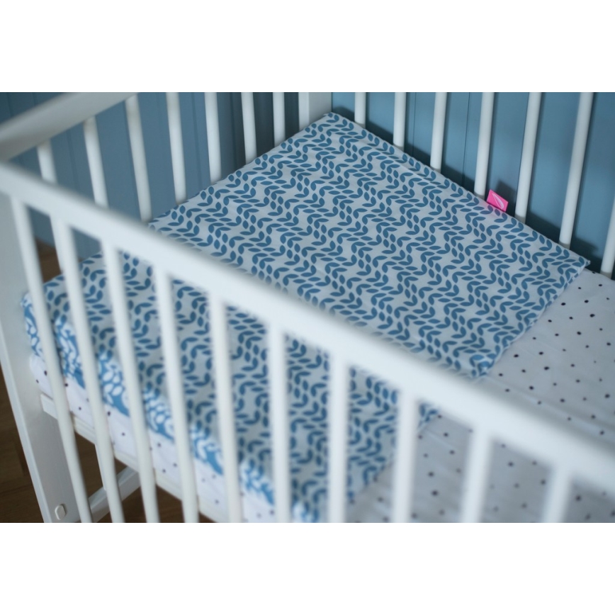 MOTHERHOOD - Almofada em cunha 60x45 cm, 0-6 meses azul