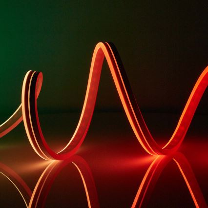 Fita LED RGB exterior regulável SmartLife 6m LED/32W/230V Wi-Fi IP65 + controlo remoto