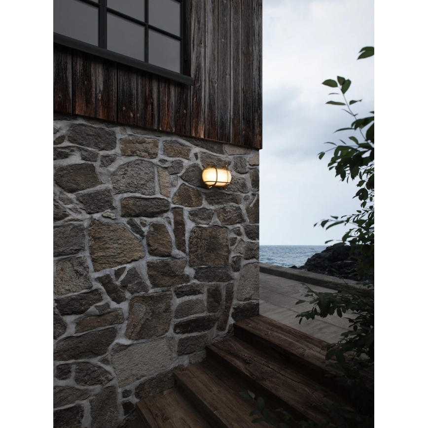 Nordlux - Candeeiro de parede exterior HELFORD 1xE27/12,5W/230V IP64 latão