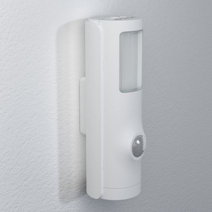 Osram - Luz orientadora LED com sensor de movimento e de crepúsculo NIGHTLUX LED/0,35W/3xAAA IP54 branco
