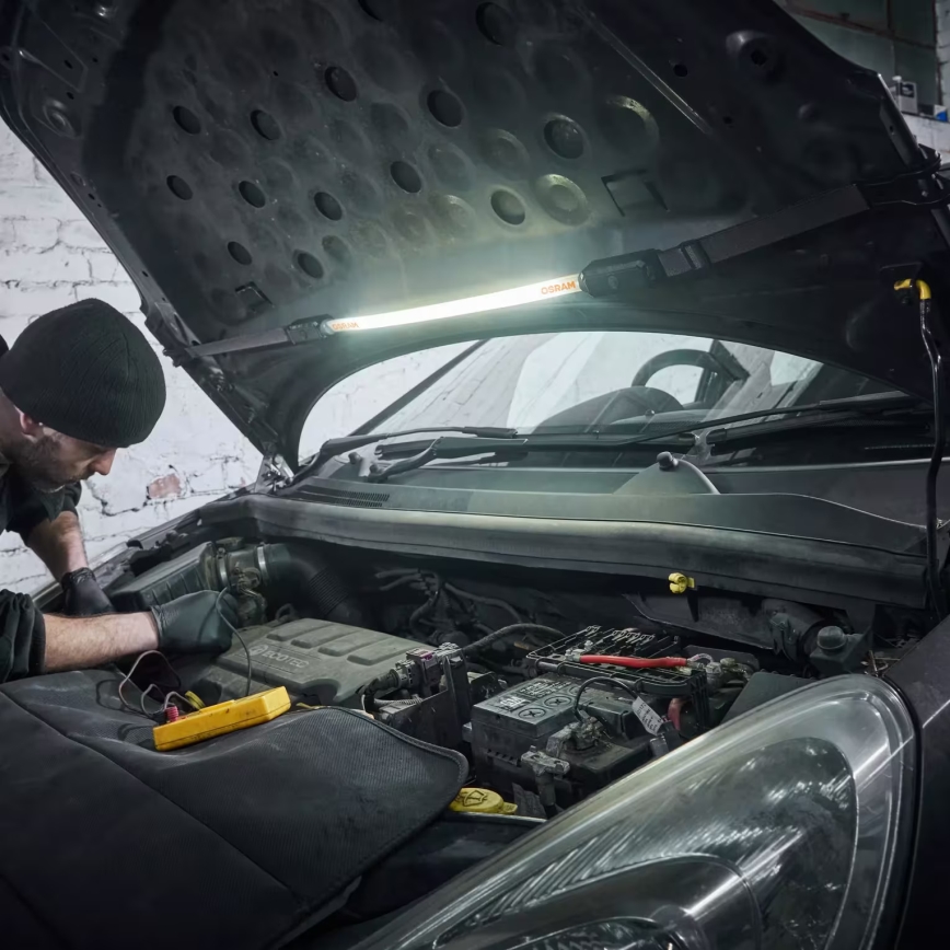 Osram - Lanterna de inspeção LED regulável para automóvel LEDINSPECT INSPECTION LIGHT LED/10W/3,7V 2200 mAh