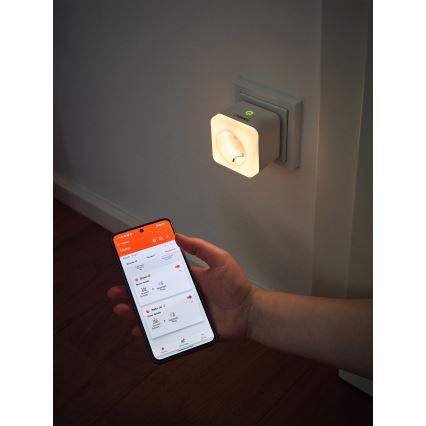 Osram - Tomada SCHUKO LED regulável com iluminação SMART+ NIGHTLIGHT 3680W/230V Wi-Fi