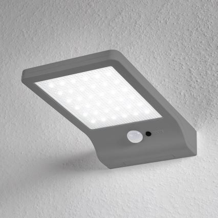 Osram - Aplique de parede solar LED com sensor DOORLED LED/3W/3,3V 2000 mAh IP44 prateado