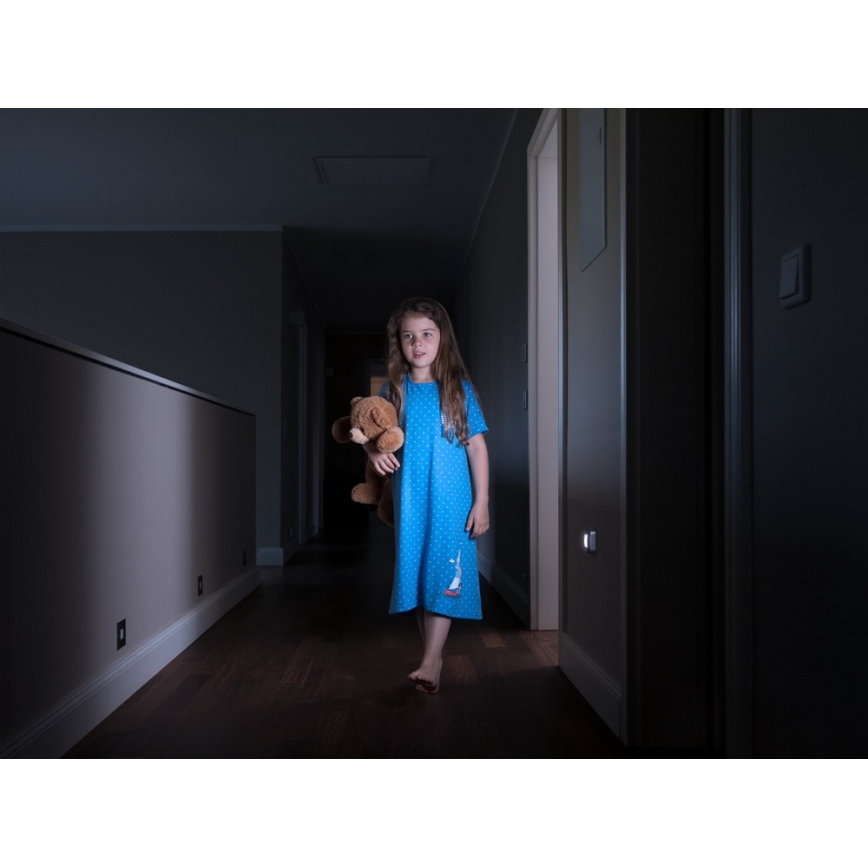 Osram - Luminária orientadora LED com sensor NIGHTLUX LED/0,3W/3xAAA IP54