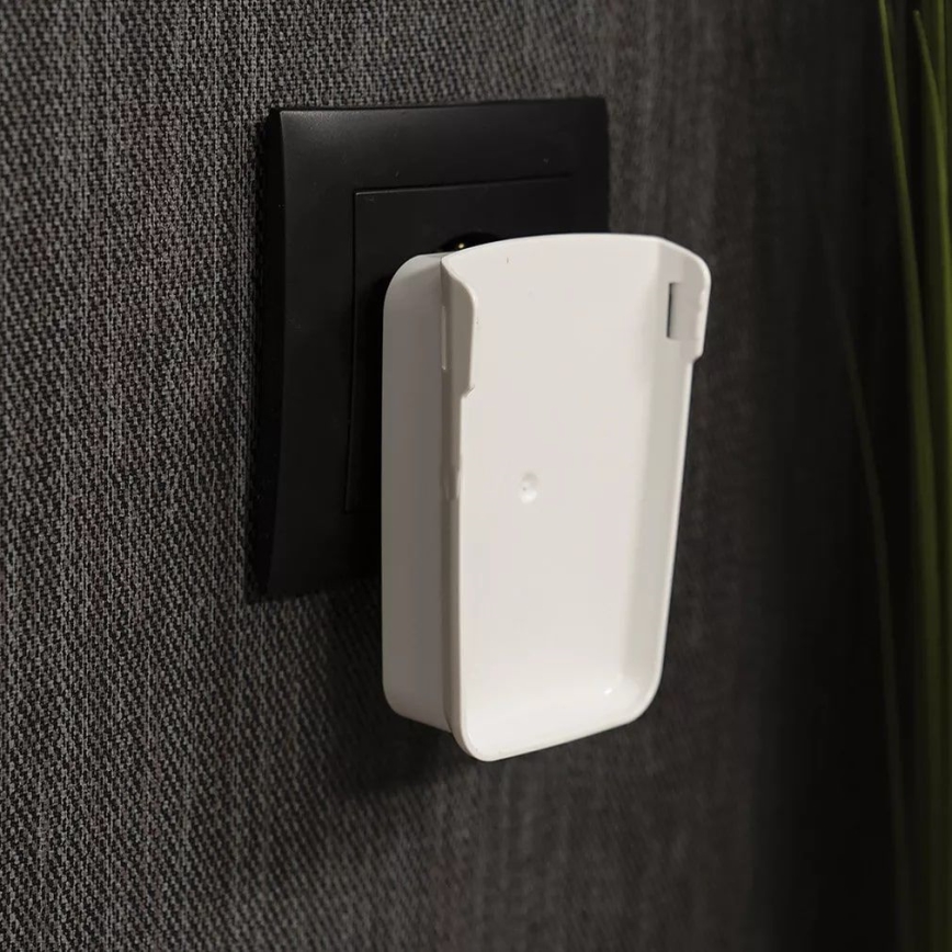 Osram - Luz noturna LED para tomada com sensor LUNETTA LED/2W/230V