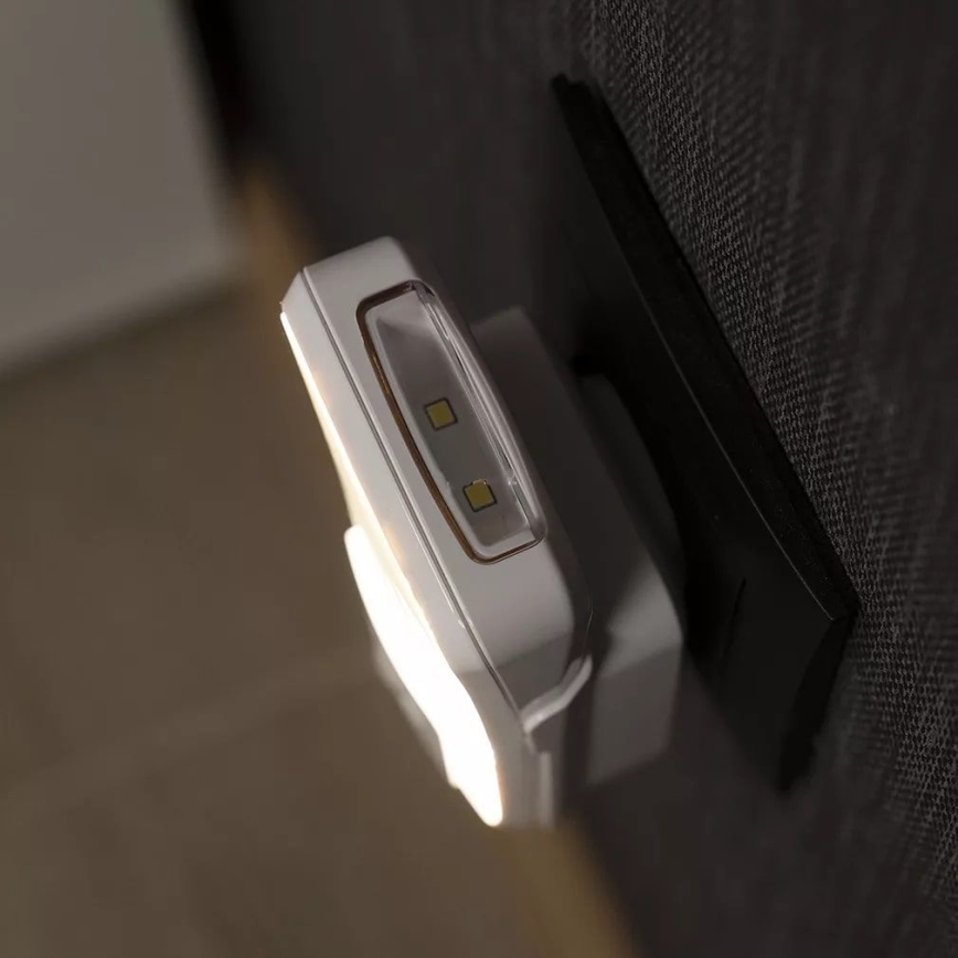 Osram - Luz noturna LED para tomada com sensor LUNETTA LED/2W/230V