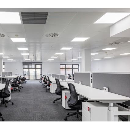 Painel LED embutido dimmerizável CAPRI LED/25/36/40W/230V 3000/4000/5700K UGR19 IP44 60x60 cm