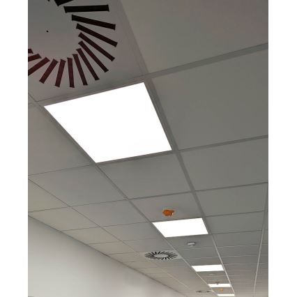 LED Painel de teto embutido regulável para casa de banho STELLA LED/28/32/36/40W/230V 59,5x59,5 cm CRI 90 IP44 branco