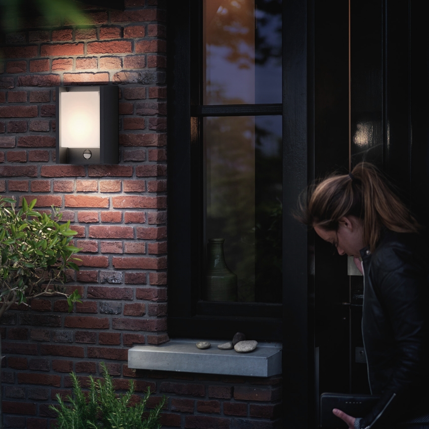 Philips - Iluminação de parede LED exterior com sensor LED/6W 4000K IP44