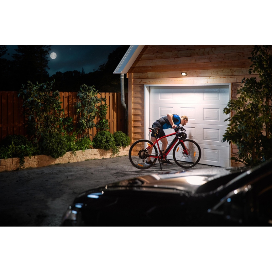 Philips 3389/34/99 - Holofote LED DECOFLOOD LED/10W/230V IP65