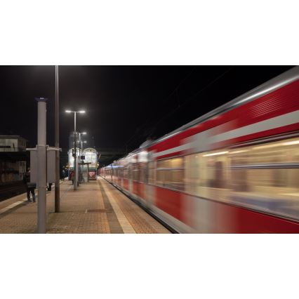 Philips - Candeeiro público LED CORELINE MALAGA LED/47W/230V 4000K IP65