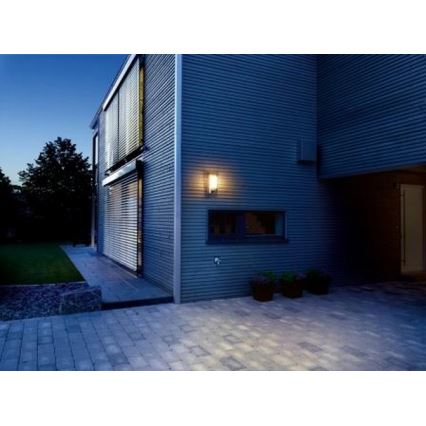 Philips - Iluminação de parede exterior com sensor BRIDGE 1xE27/15W/230V IP44