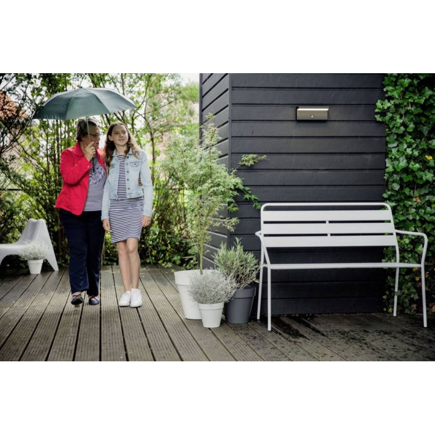 Philips - LED Iluminação de parede exterior com sensor BUSTAN LED/3,8W/230V 4000K IP44