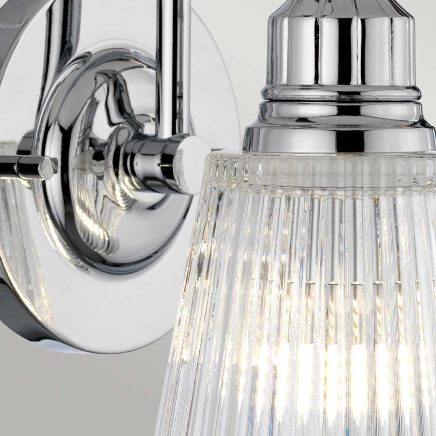 Quintiesse - Aplique de parede LED para casa de banho ADDISON 1xG9/3W/230V IP44 cromo brilhante