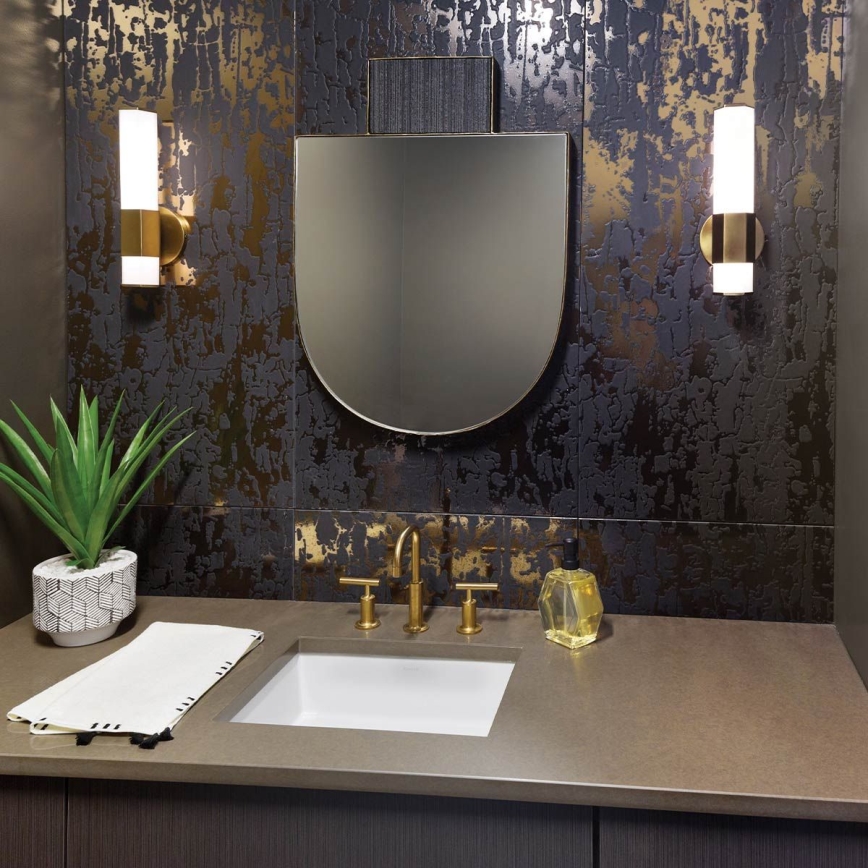 Quintiesse - Aplique de parede LED para casa de banho FACET LED/12W/230V IP44 dourado