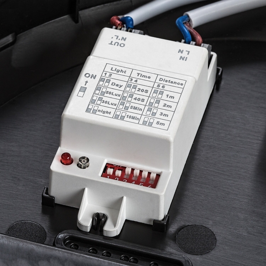 Rabalux - Luminária de teto para exterior com sensor de movimento 1xE27/9W/230V IP65 Ø 30 cm preta