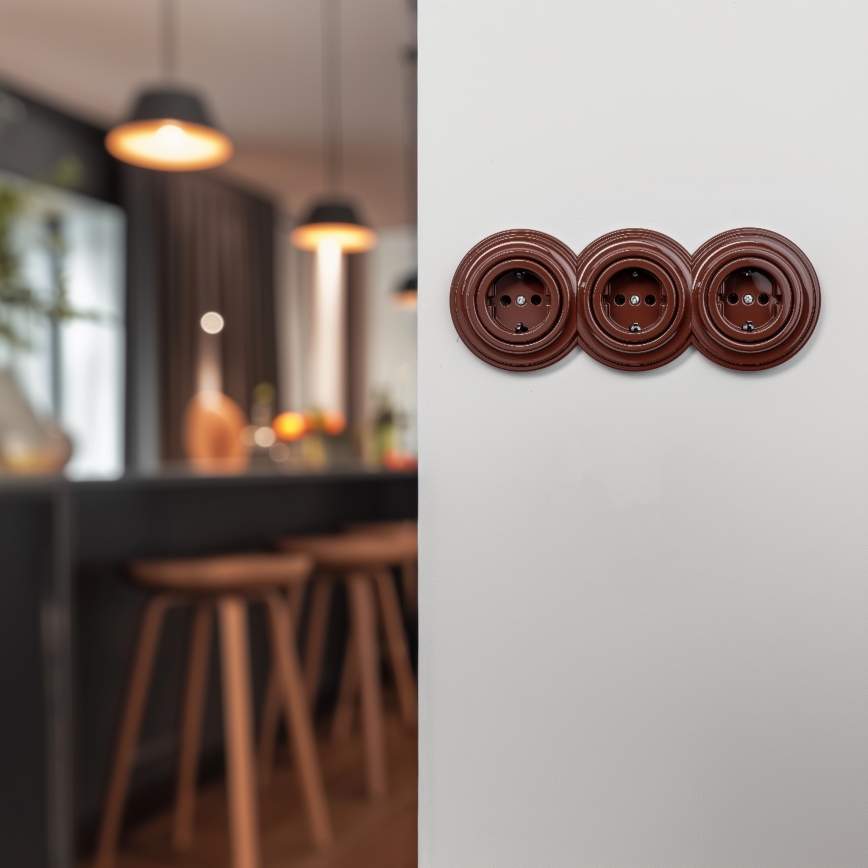 Reblig - Tomada de parede retro tripla com moldura SCHUKO 230V castanha