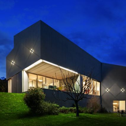 Redo 90500 - Iluminação de parede exterior LED MILESTONE 4xLED/3W/230V IP54 antracite