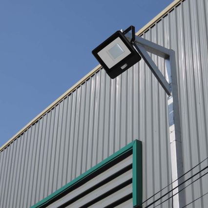 Projetor LED com sensor LED/50W/230V 6500K IP65 preto