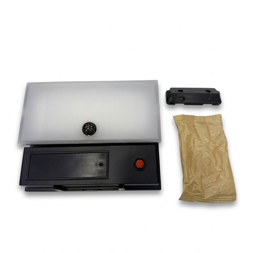Refletor LED com sensor e painel solar FUJI LED/8W/3,7V 2000 mAh IP44