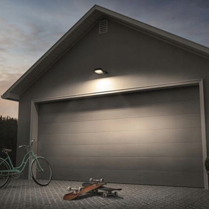 Refletor LED para exterior LED/200W/230V 4500K IP65 preto