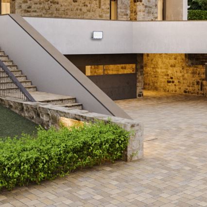 Projetor LED com painel solar FOCUS 100W/15000 mAh 3,2V 6000K IP65 + comando à distância