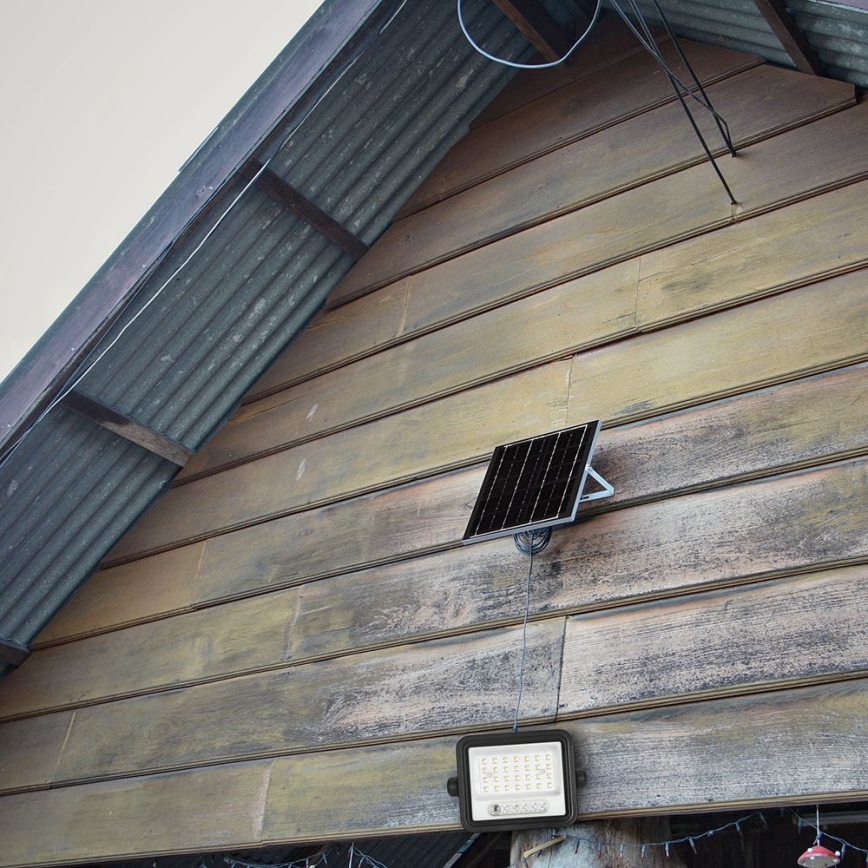 Refletor solar LED regulável LED/50W/3,2V 2000-8000K IP65 3800 mAh preto + controlo remoto