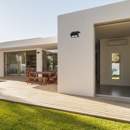 Projetor solar LED com sensor de movimento e crepúsculo EPAD LED/5W/3000 mAh 3,7V 4000K IP65